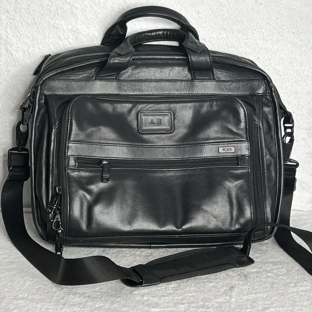 TUMI briefcase leather Large black Carry On Computer Bag 96132DH Organization